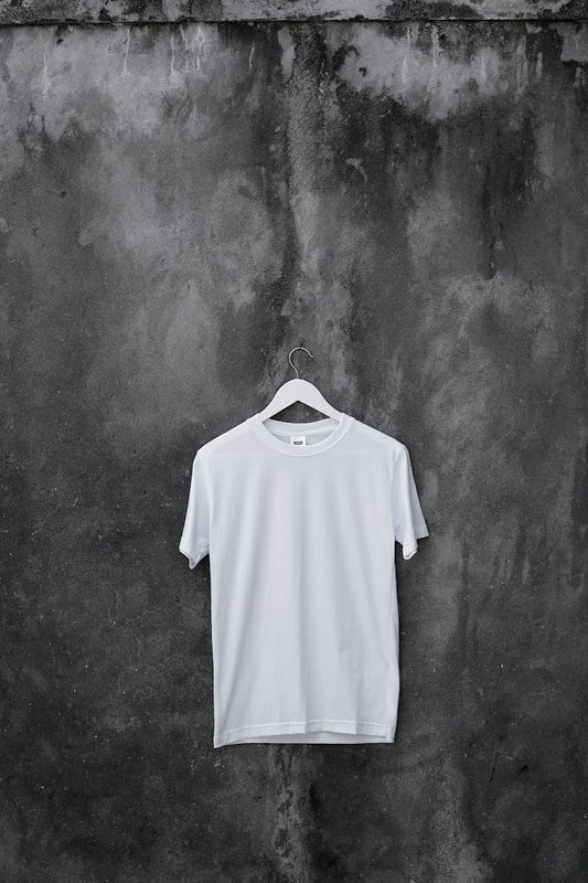 Klassisches ozeanblaues Poloshirt aus Piqué-Stoff